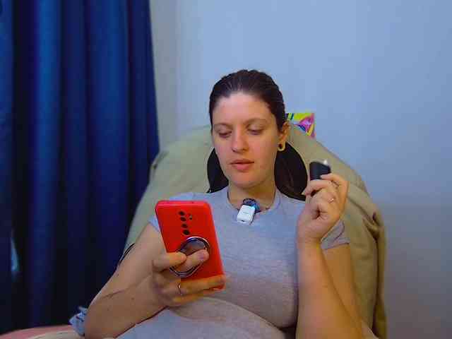 ann-mikele webcam