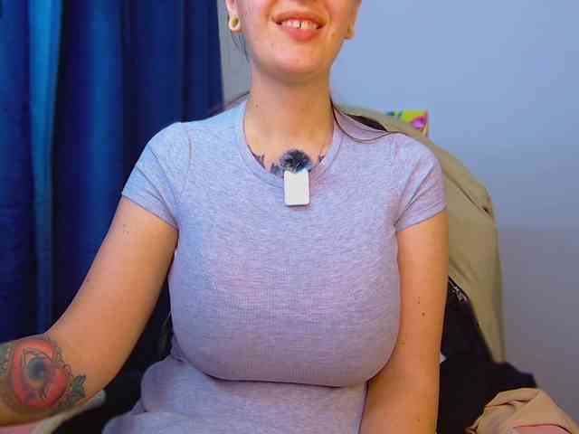 ann-mikele webcam
