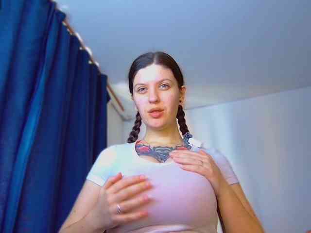 ann-mikele webcam