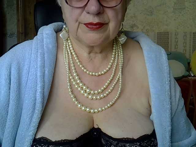 SweetCherry00's BongaCams show and profile