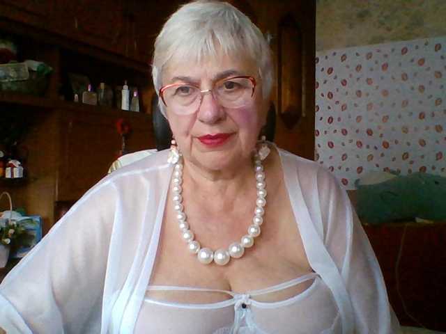 SweetCherry00 live cam on BongaCams