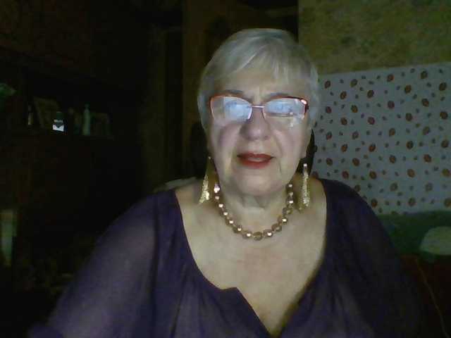 SweetCherry00 live cam on BongaCams