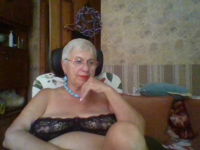 SweetCherry00 live cam on BongaCams