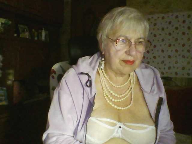 SweetCherry00 live cam on BongaCams