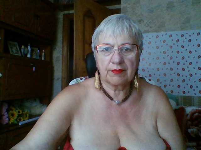 SweetCherry00 live cam on BongaCams