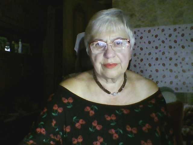 SweetCherry00 live cam on BongaCams