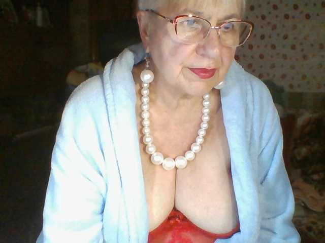SweetCherry00 live cam on BongaCams