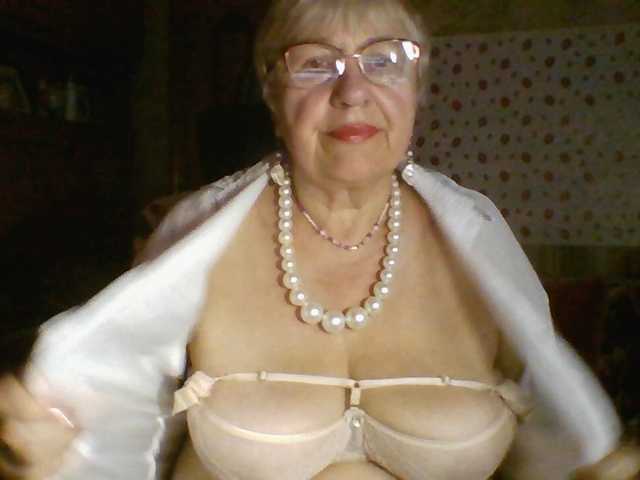SweetCherry00 live cam on BongaCams