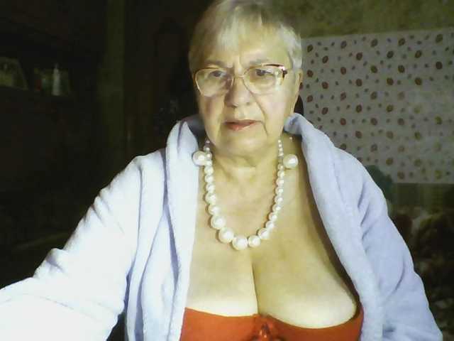 SweetCherry00 live cam on BongaCams