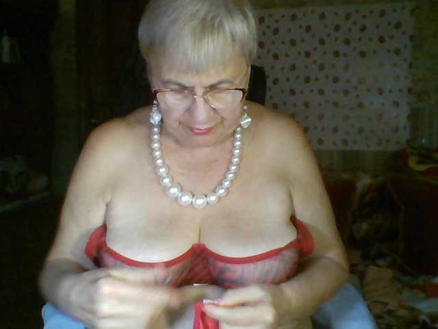 SweetCherry00 live cam on BongaCams