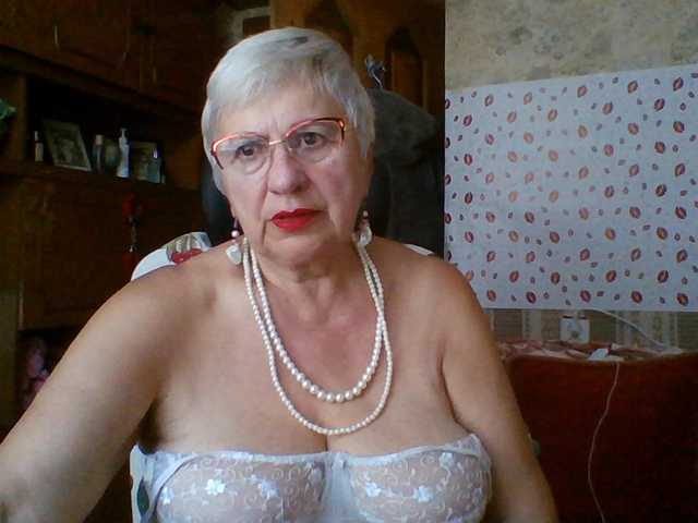 SweetCherry00 live cam on BongaCams