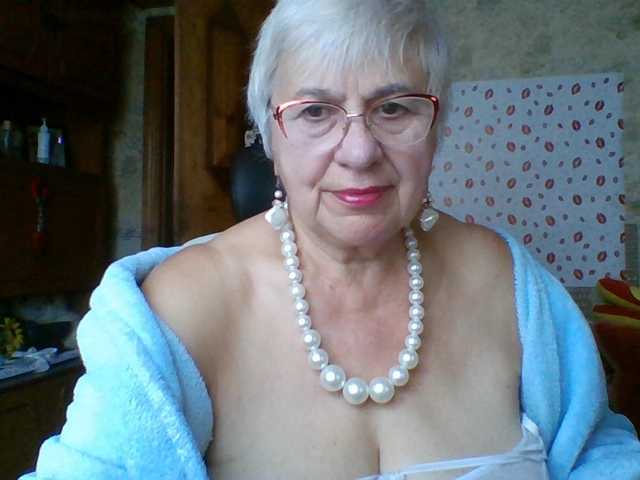 SweetCherry00, live now on BongaCams