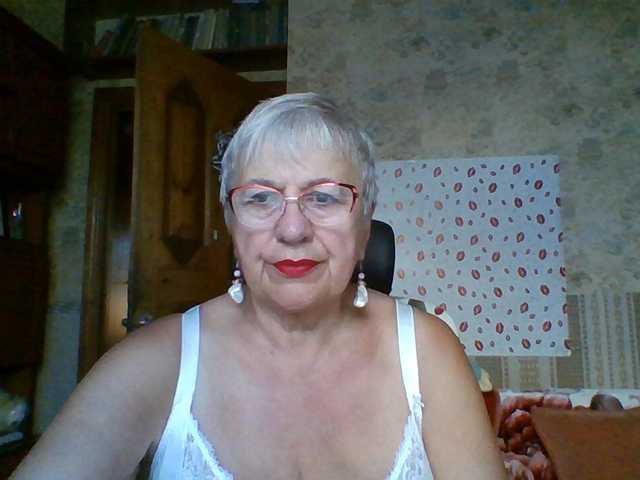 SweetCherry00 live cam on BongaCams