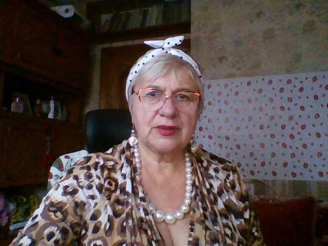 SweetCherry00 live cam on BongaCams