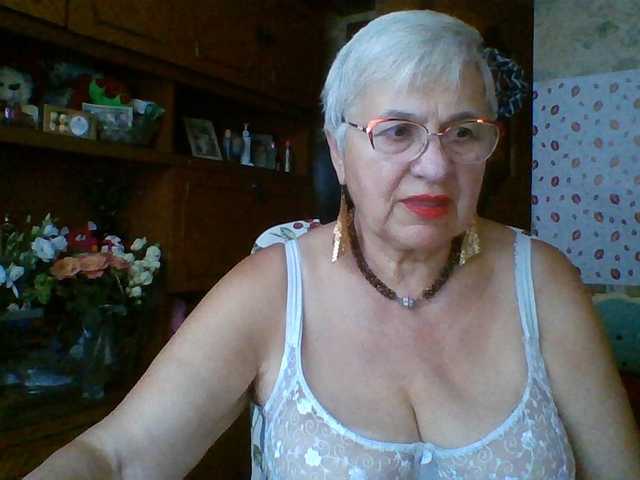 SweetCherry00 live cam on BongaCams