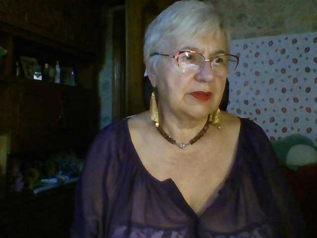 SweetCherry00 live cam on BongaCams