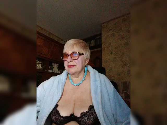 SweetCherry00's BongaCams show and profile