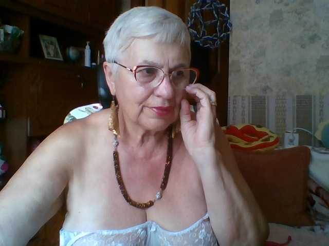 SweetCherry00 live cam on BongaCams