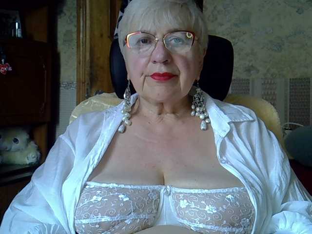 SweetCherry00 live cam on BongaCams