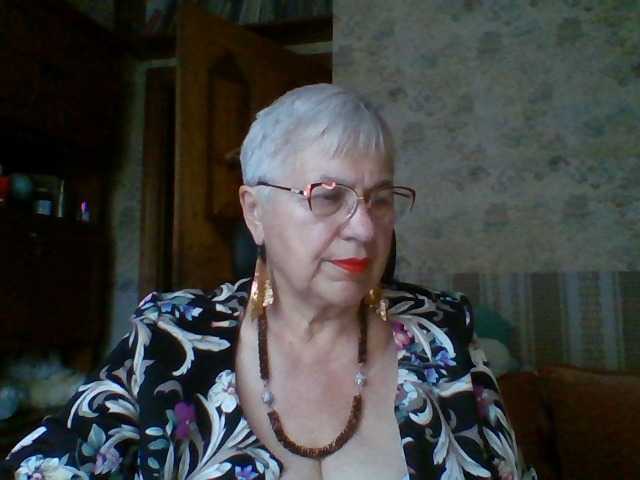 SweetCherry00 live cam on BongaCams