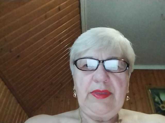 SweetCherry00 live cam on BongaCams