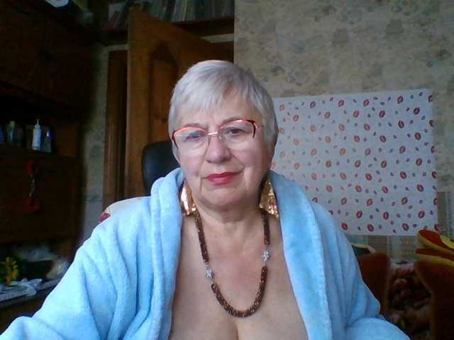 SweetCherry00 live cam on BongaCams