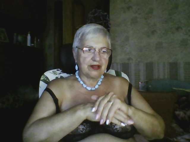 SweetCherry00 live cam on BongaCams