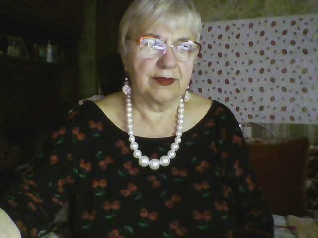 SweetCherry00 live cam on BongaCams