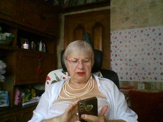 SweetCherry00 live cam on BongaCams