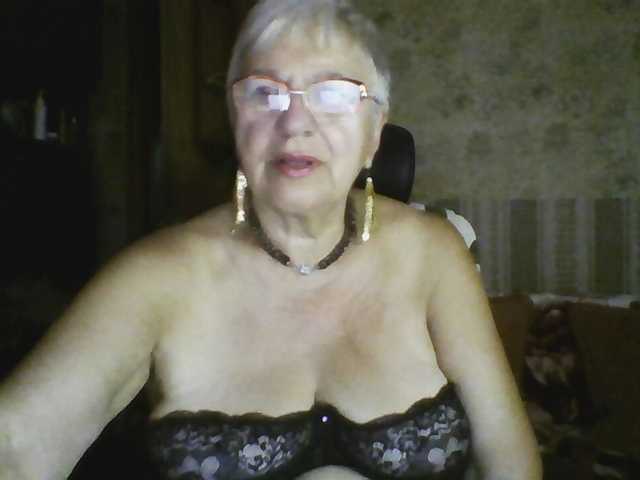 SweetCherry00 live cam on BongaCams