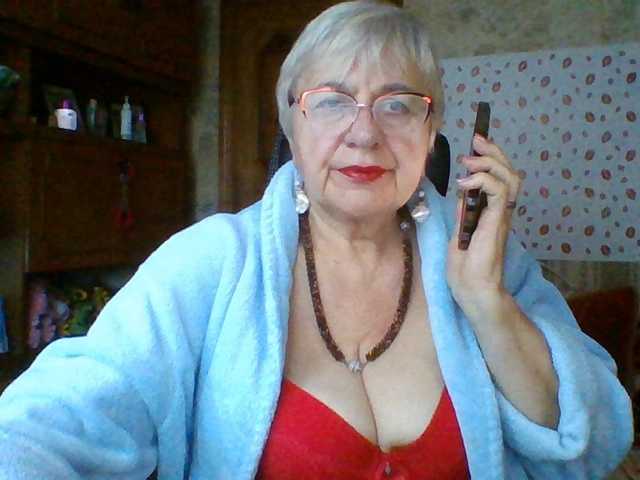 SweetCherry00 live cam on BongaCams