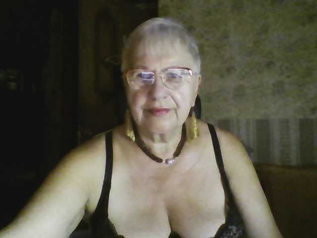 go to chat with SweetCherry00