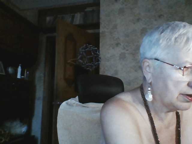 SweetCherry00 live cam on BongaCams