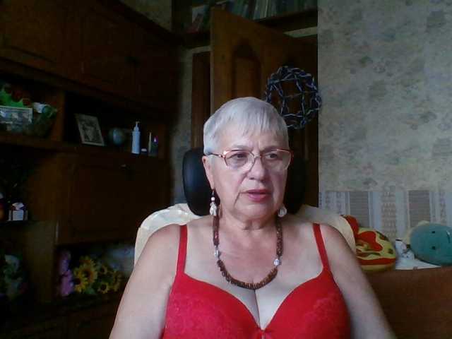 SweetCherry00 live cam on BongaCams