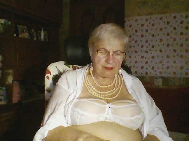 SweetCherry00 live cam on BongaCams