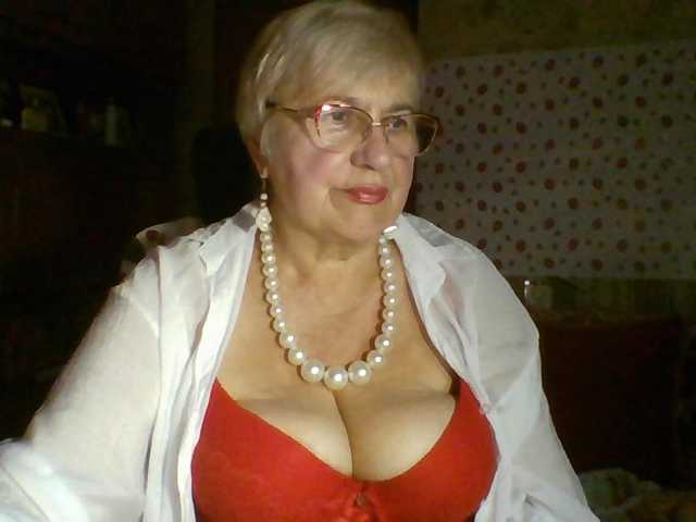 SweetCherry00 live cam on BongaCams
