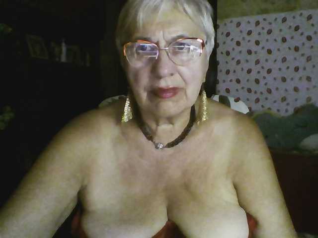 SweetCherry00 live cam on BongaCams