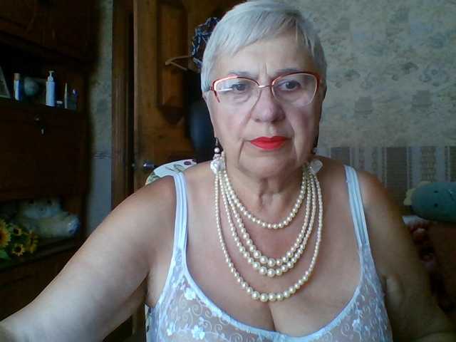 SweetCherry00 live cam on BongaCams