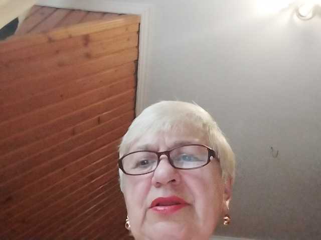 SweetCherry00 live cam on BongaCams