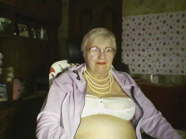 SweetCherry00 live cam on BongaCams