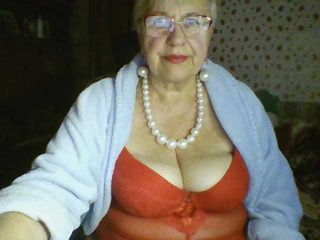 SweetCherry00 live cam on BongaCams