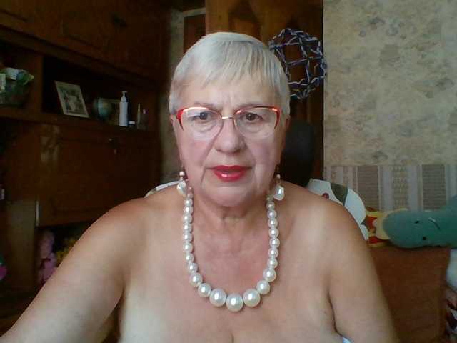 SweetCherry00 live cam on BongaCams