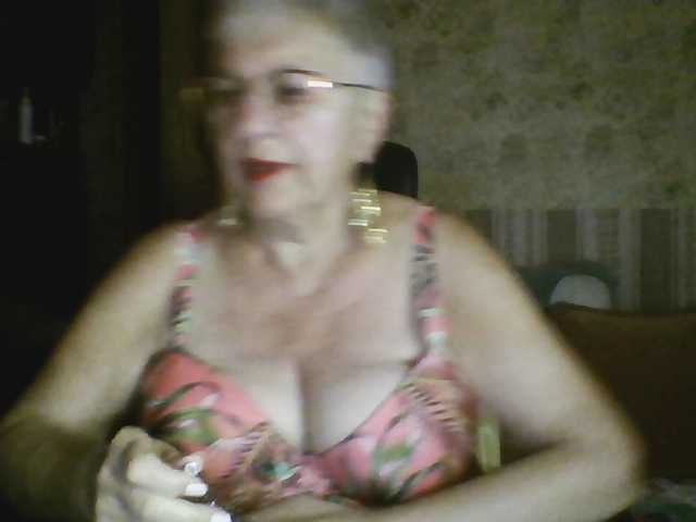 SweetCherry00 live cam on BongaCams