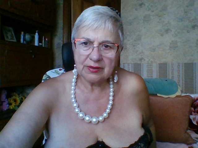 SweetCherry00 live cam on BongaCams