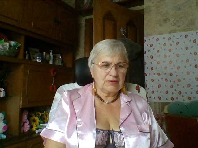 SweetCherry00 live cam on BongaCams