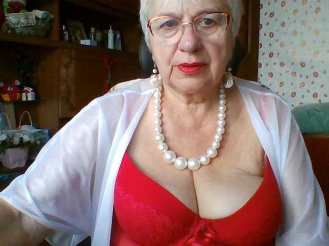 SweetCherry00 live cam on BongaCams