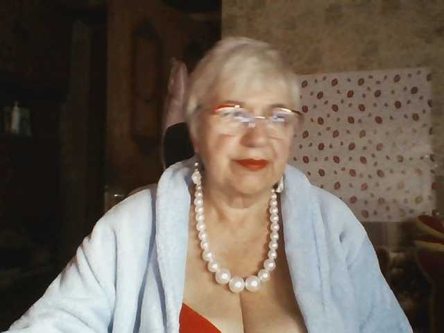 SweetCherry00 live cam on BongaCams