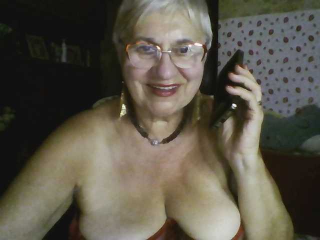SweetCherry00 live cam on BongaCams