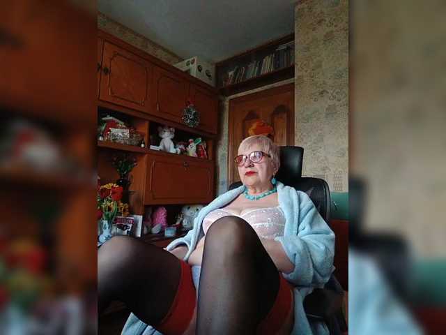 SweetCherry00's BongaCams show and profile