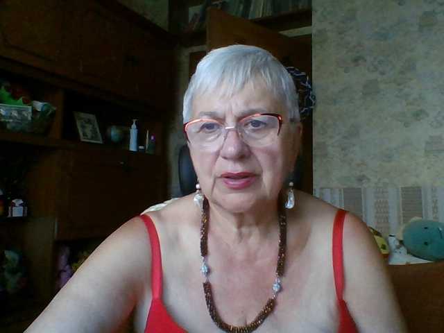 SweetCherry00 live cam on BongaCams